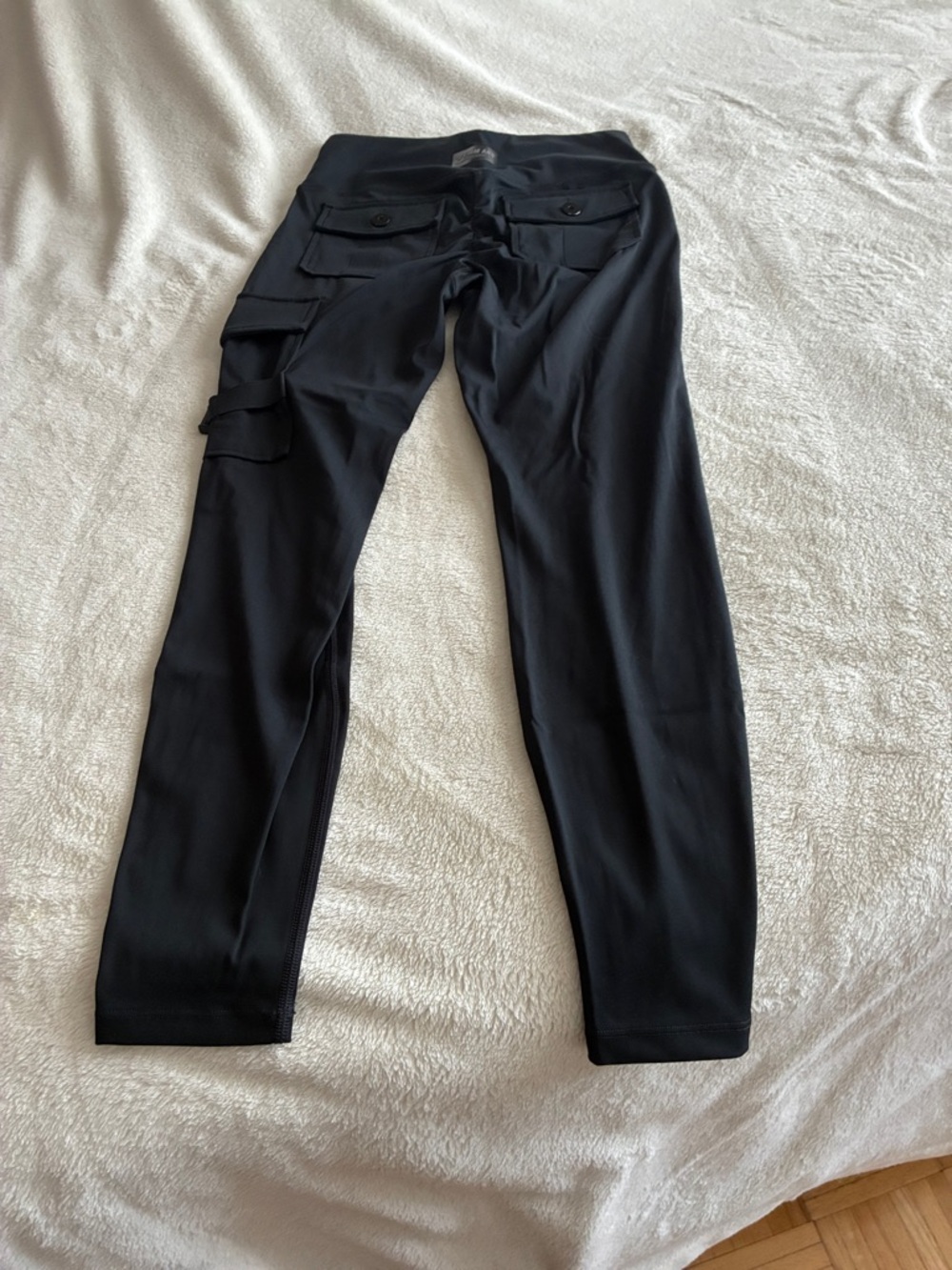 Firm Abs size s Black Cargo Pocket Athletic Leggings - Picture 4 of 5